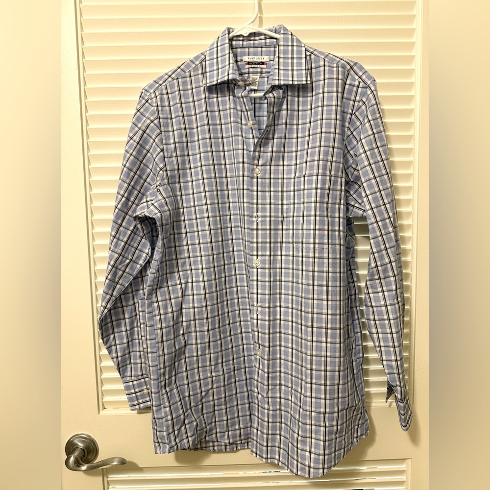 Van Heusen Casual Blue and White Checkered Shirt